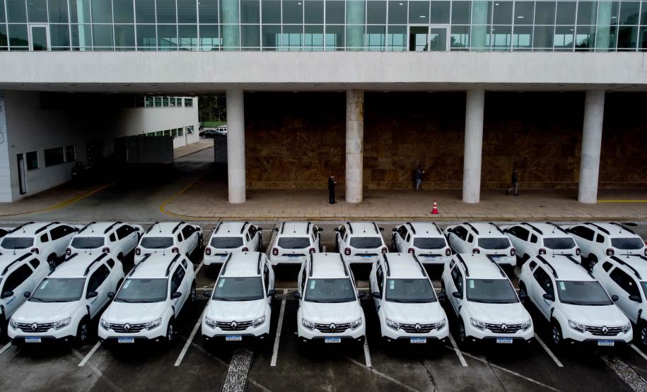 Governo do Estado entrega 30 novos veículos para o sistema de socioeducação