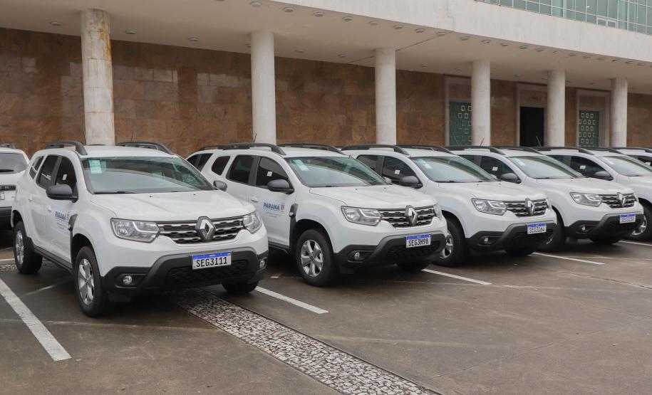 Governo do Estado entrega 30 novos veículos para o sistema de socioeducação