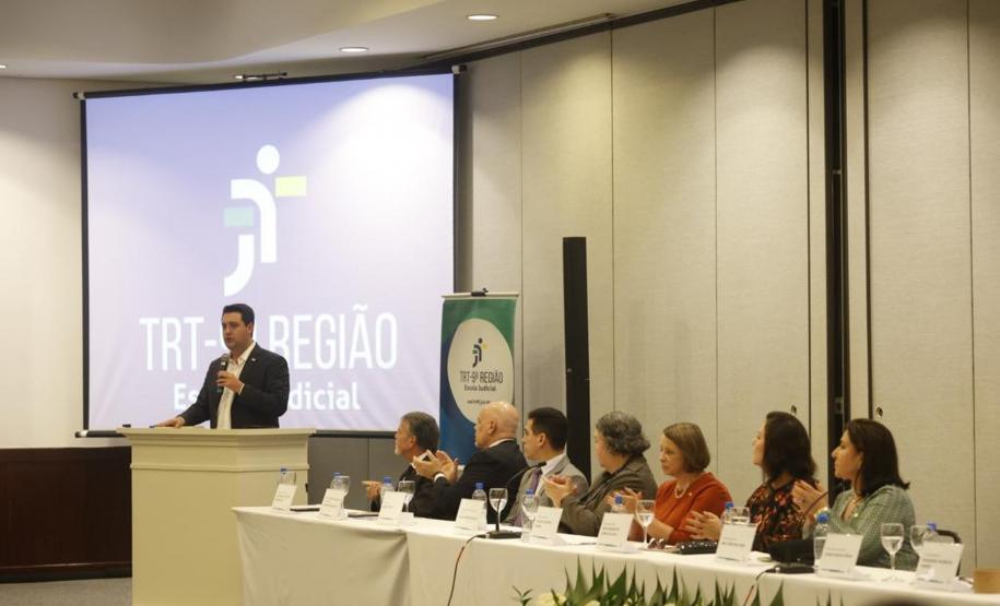 Governador participa de fórum sobre combate ao trabalho infantil e destaca ações na educação