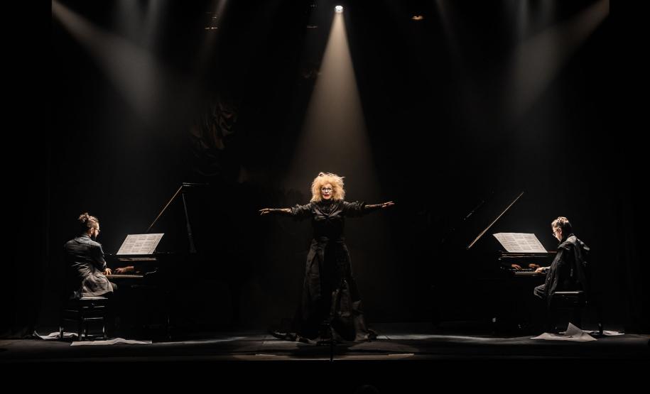 Agenda cultural tem dezenas de cursos, noite no MON e Tiomkin na Lapa