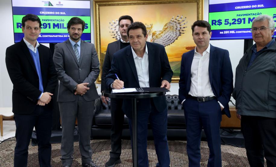 Governador libera mais R$ 31,6 milhões do programa Asfalto Novo, Vida Nova a seis municípios