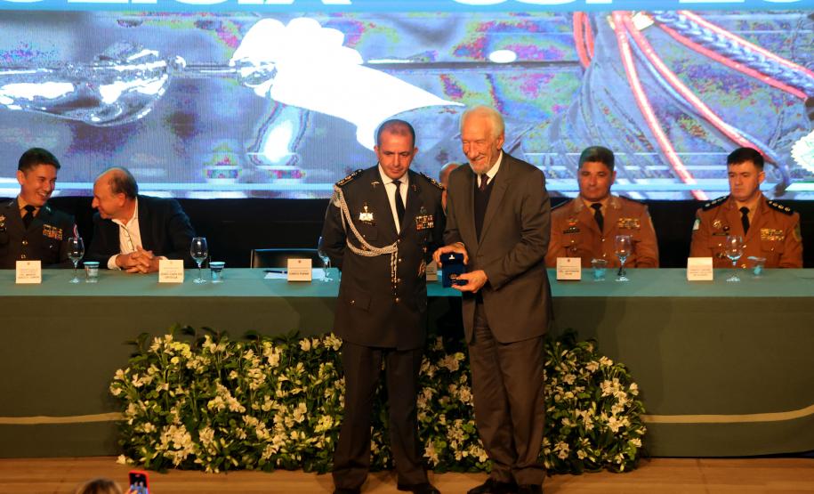 Estratégia e gestão: curso superior de polícia forma 35 oficiais da PM e dos Bombeiros