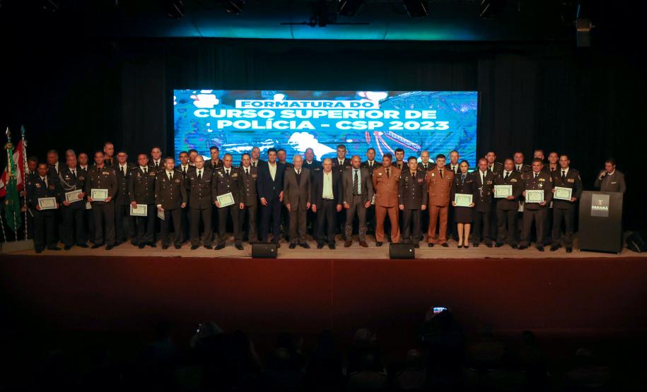 Estratégia e gestão: curso superior de polícia forma 35 oficiais da PM e dos Bombeiros