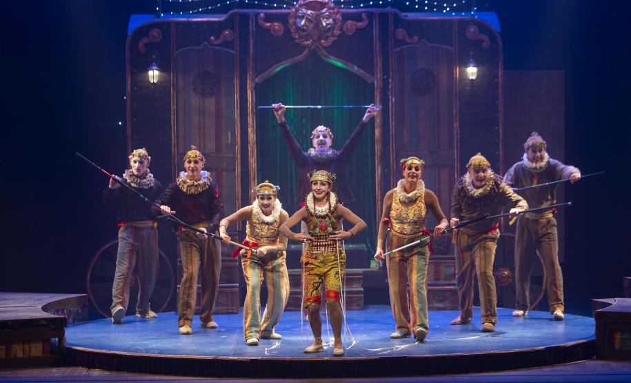 Programação cultural tem atividades artísticas de férias, shows e Festival de Bonecos