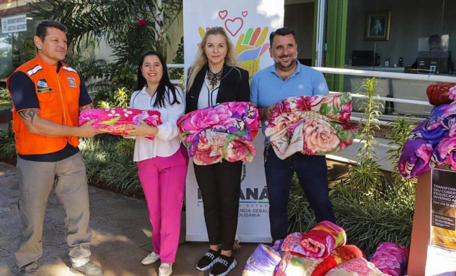 Aquece Paraná: Governo do Estado reforça campanha de doação de roupas e cobertores