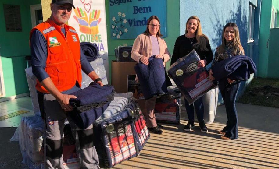 Aquece Paraná: Governo do Estado reforça campanha de doação de roupas e cobertores