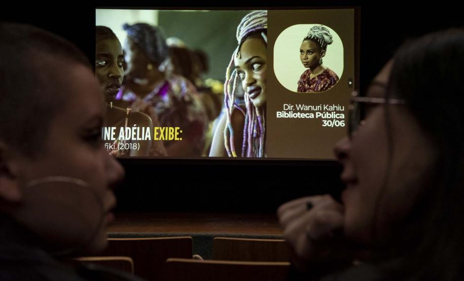 Nova coreografia do Balé Guaíra, música, cinema e teatro estão na programação cultural