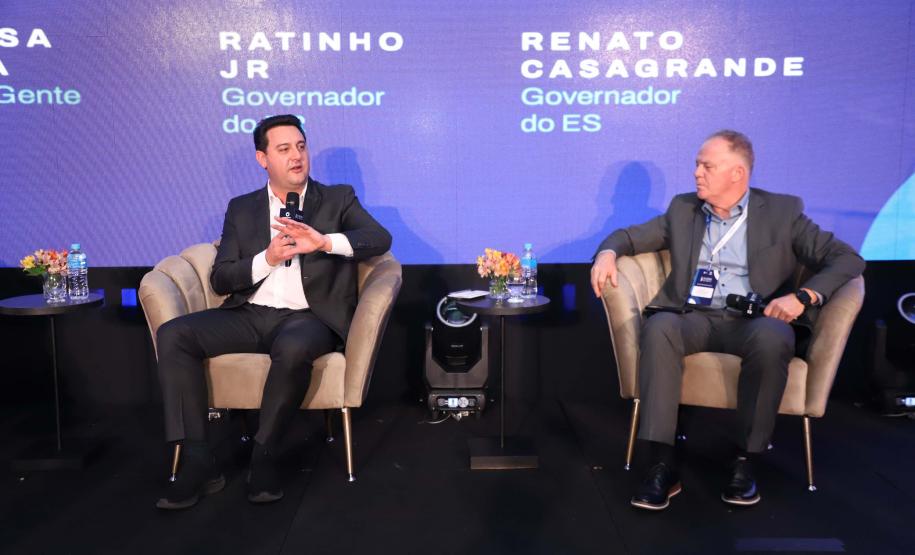 Paraná e Espírito Santo firmam acordo para trocar experiências na área de inovação