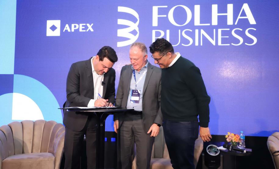 Paraná e Espírito Santo firmam acordo para trocar experiências na área de inovação