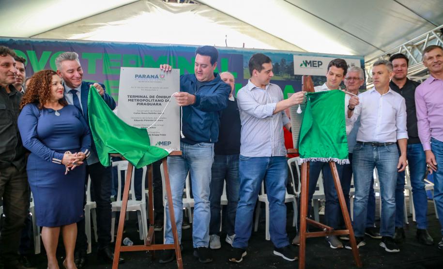 Mais moderno e quatro vezes maior: governador inaugura novo terminal de Piraquara