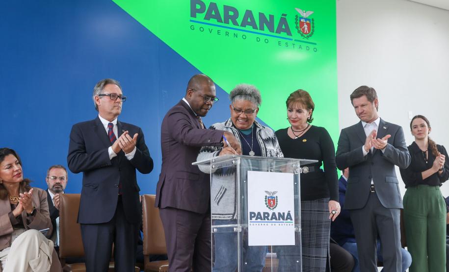 Paraná firma acordos para fortalecer combate ao tráfico e desaparecimento de pessoas