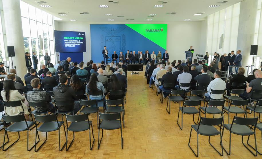 Detran-PR lança novo sistema para dar mais segurança ao comércio de veículos usados