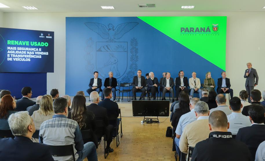 Detran-PR lança novo sistema para dar mais segurança ao comércio de veículos usados