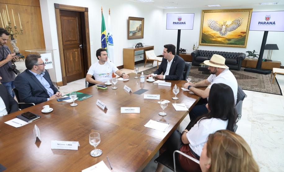 Governador recebe ministro do Turismo e negocia ampliação nos repasses do Fungetur