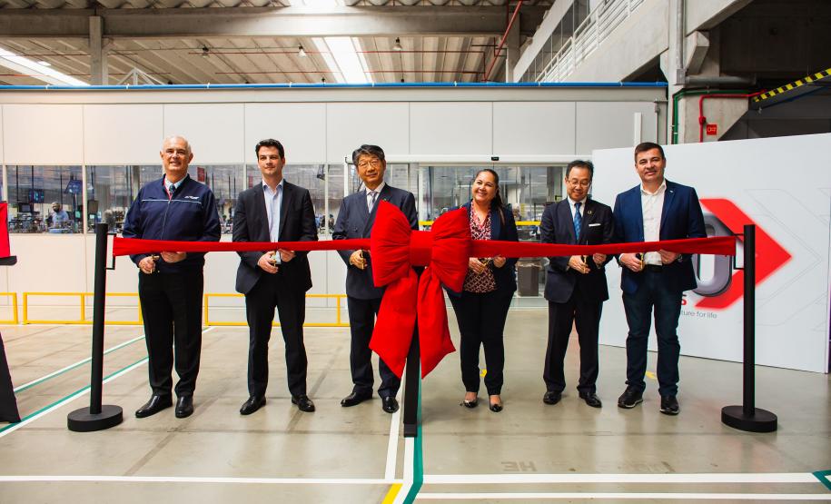 Paraná recebe investimento de R$ 30 milhões de empresa de fibra óptica