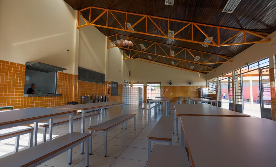 Governador inaugura escola estadual com capacidade para 900 estudantes em Ortigueira