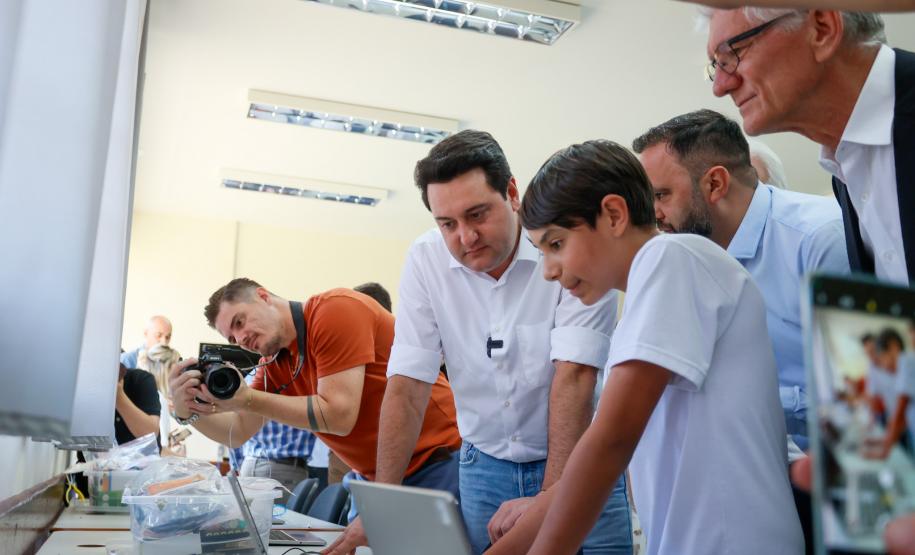 Governador inaugura escola estadual com capacidade para 900 estudantes em Ortigueira