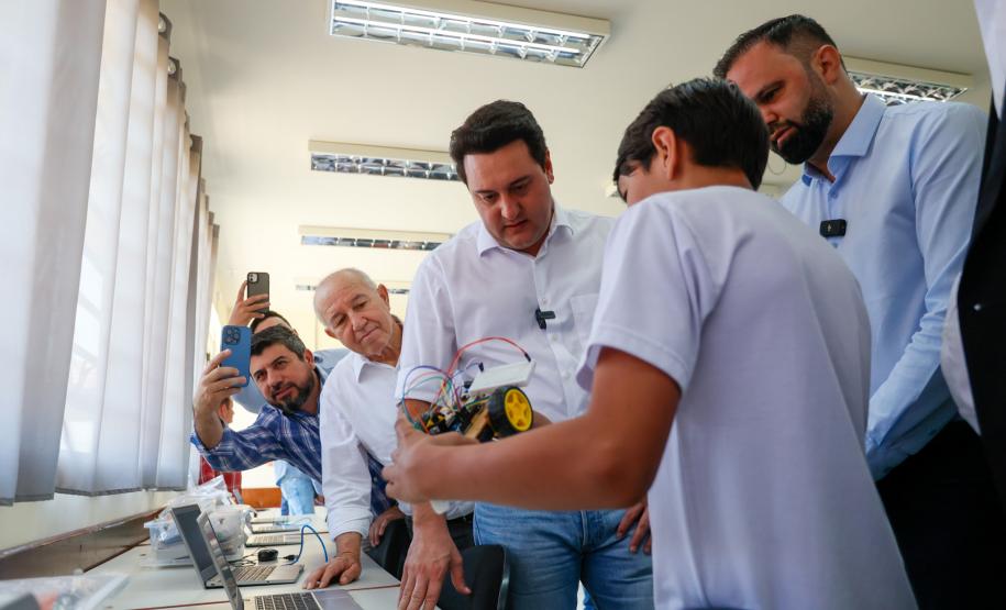 Governador inaugura escola estadual com capacidade para 900 estudantes em Ortigueira