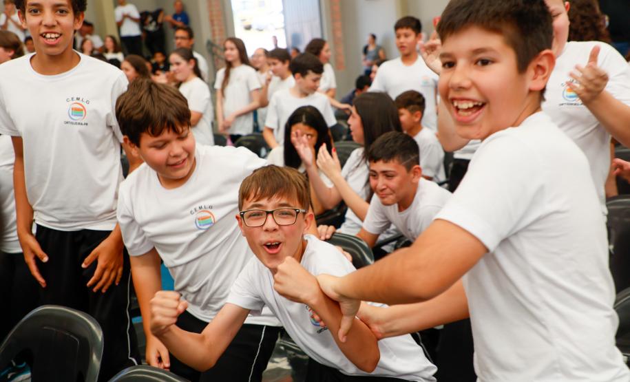 Governador inaugura escola estadual com capacidade para 900 estudantes em Ortigueira