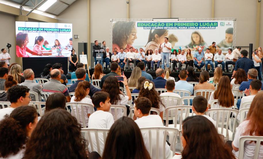 Governador inaugura escola estadual com capacidade para 900 estudantes em Ortigueira