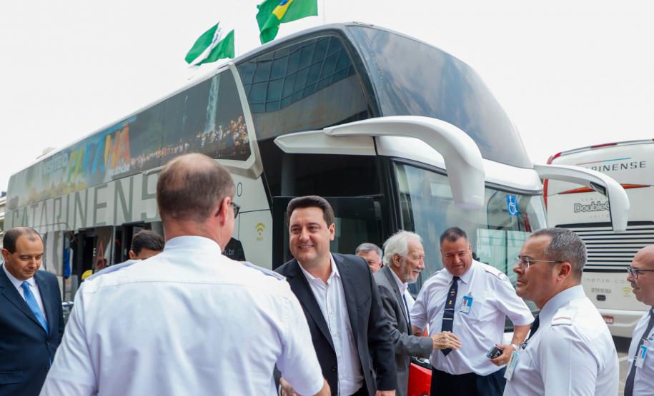 Campanha com empresa de ônibus promove atrações turísticas do Paraná