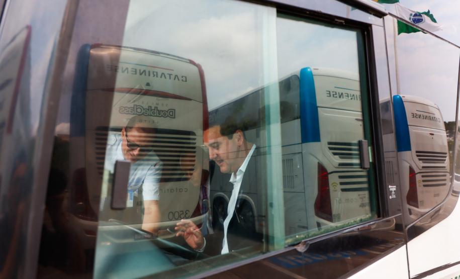 Campanha com empresa de ônibus promove atrações turísticas do Paraná