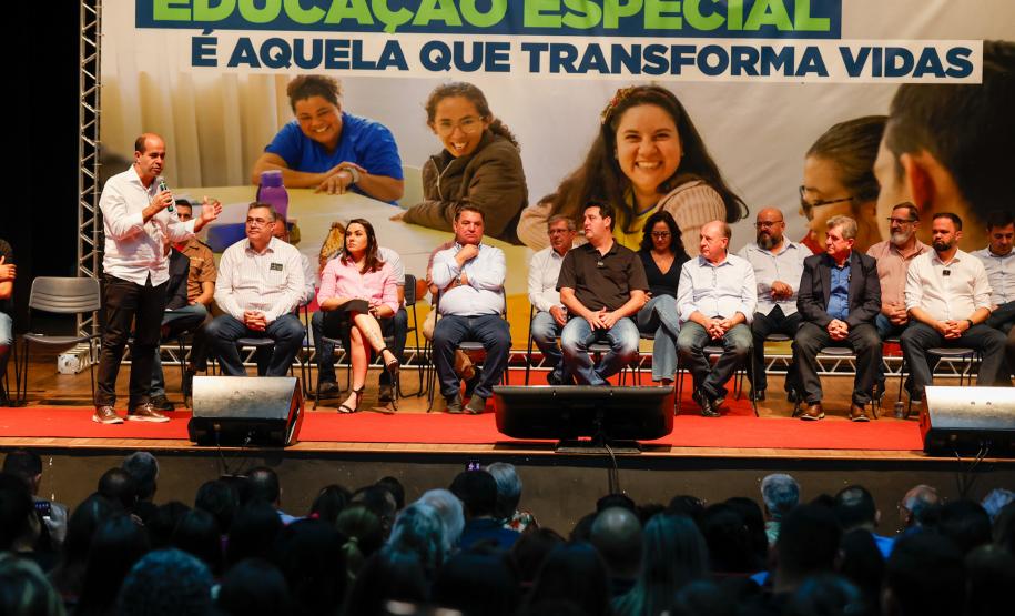Governo do Estado vai destinar R$ 1,9 bilhão para educação especial até 2027