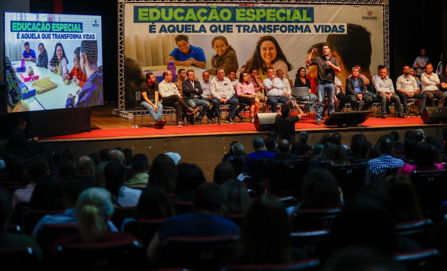 Governo do Estado vai destinar R$ 1,9 bilhão para educação especial até 2027