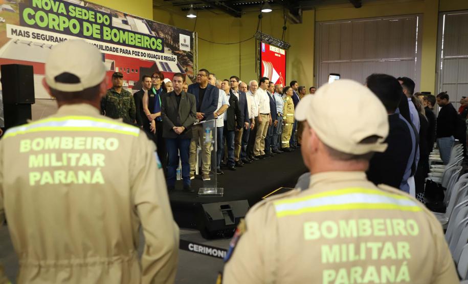 Governador inaugura nova sede do Corpo de Bombeiros de Foz do Iguaçu, a maior do Estado