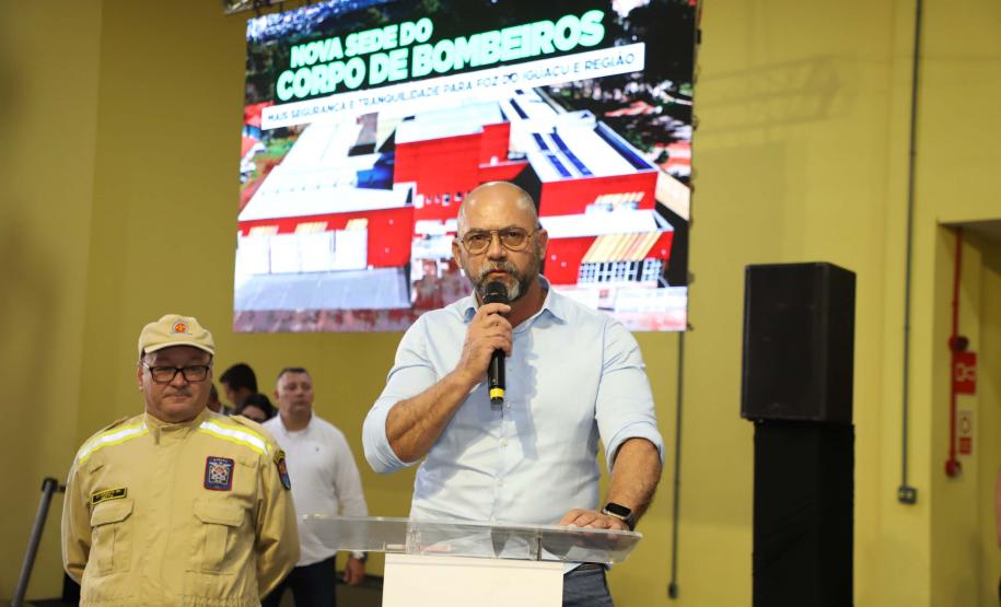 Governador inaugura nova sede do Corpo de Bombeiros de Foz do Iguaçu, a maior do Estado
