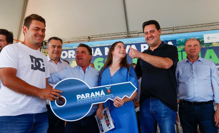 Com recursos do Estado para entrada, 468 famílias conquistam casa própria em Arapongas