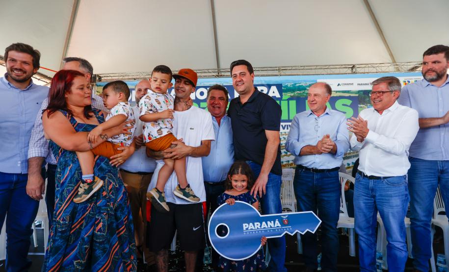 Com recursos do Estado para entrada, 468 famílias conquistam casa própria em Arapongas