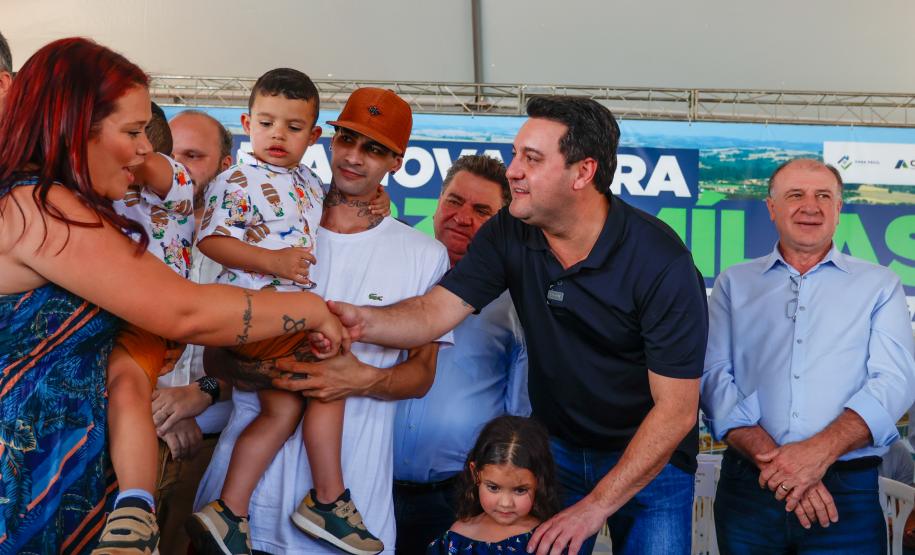 Com recursos do Estado para entrada, 468 famílias conquistam casa própria em Arapongas