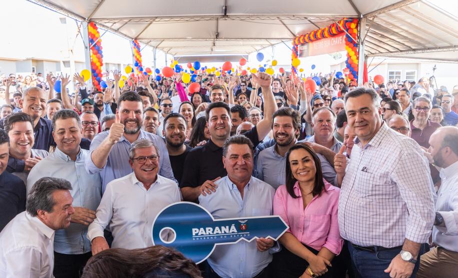 Com recursos do Estado para entrada, 468 famílias conquistam casa própria em Arapongas