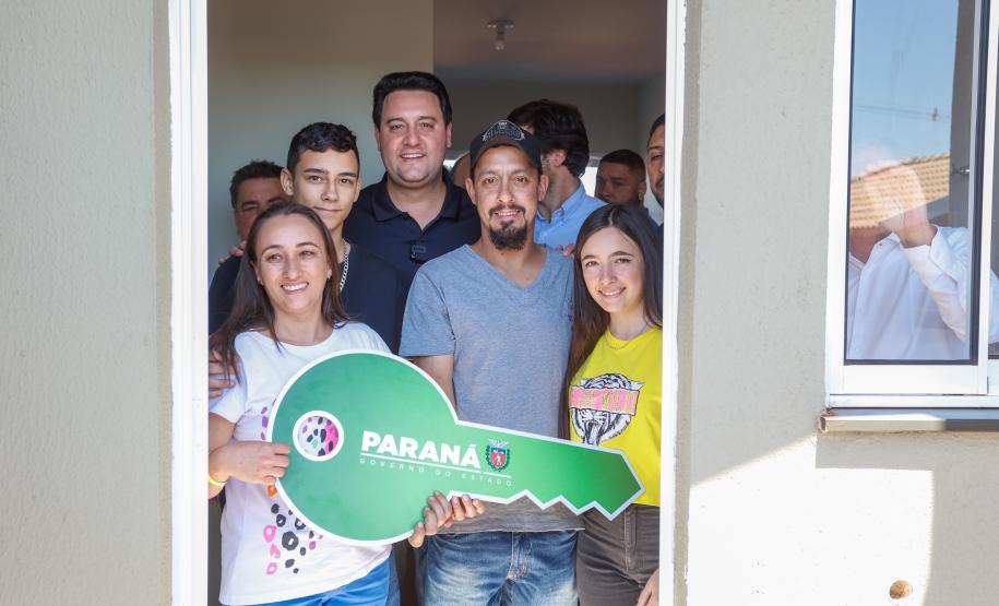 Com recursos do Estado para entrada, 468 famílias conquistam casa própria em Arapongas