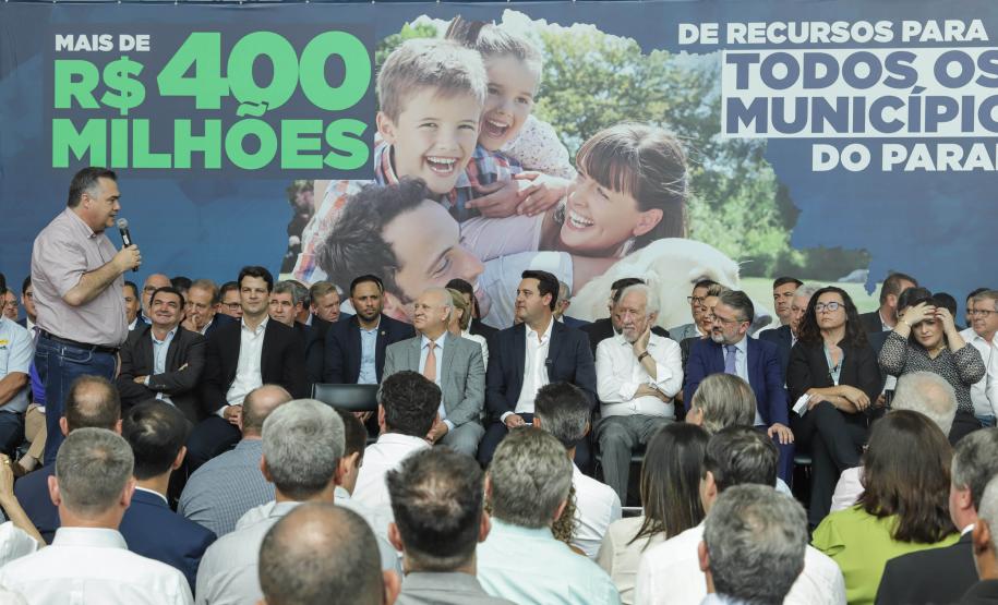 Estado repassa R$ 455 milhões aos 399 municípios para novas ações de saúde e educação