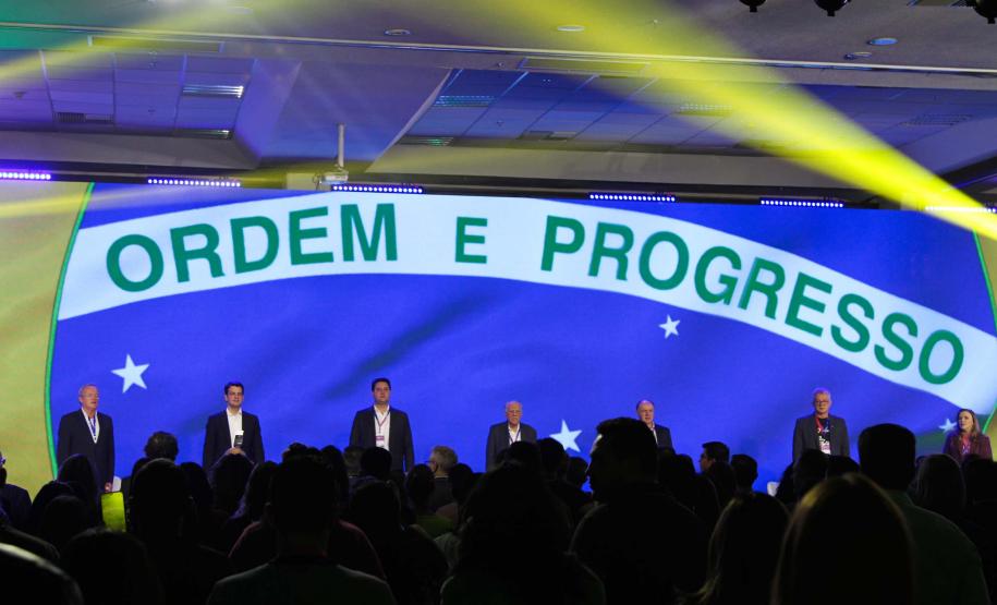 Para facilitar abertura de empresas, decreto dispensa licenças de mais de 770 CNAEs