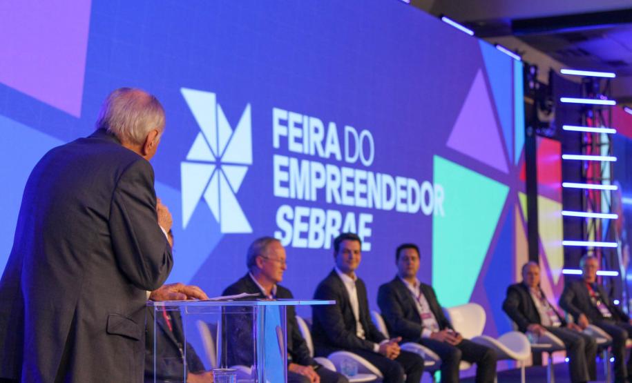 Para facilitar abertura de empresas, decreto dispensa licenças de mais de 770 CNAEs