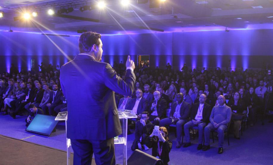 Para facilitar abertura de empresas, decreto dispensa licenças de mais de 770 CNAEs