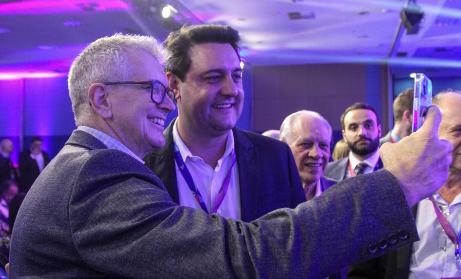 Para facilitar abertura de empresas, decreto dispensa licenças de mais de 770 CNAEs