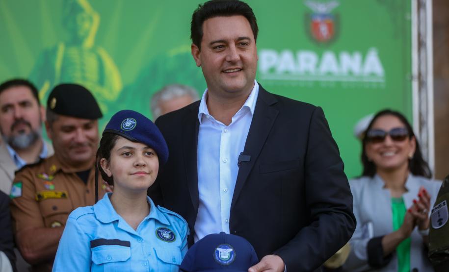 Em solenidade em Curitiba, governador abre comemorações da Semana da Pátria