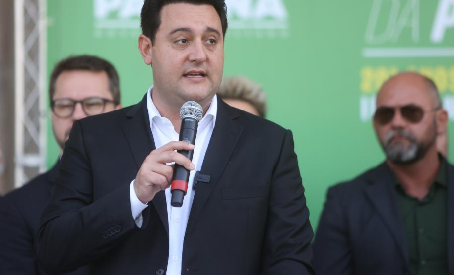 Em solenidade em Curitiba, governador abre comemorações da Semana da Pátria