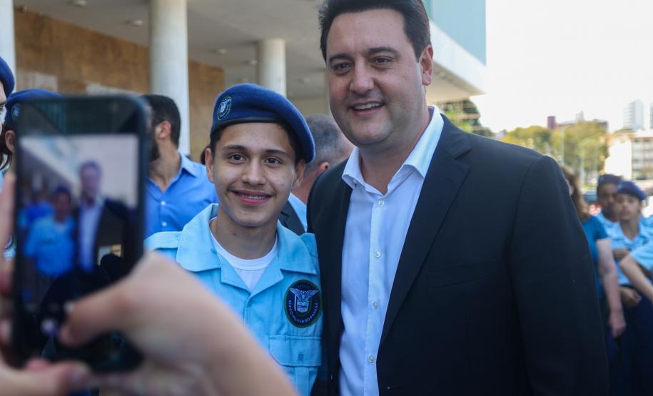 Em solenidade em Curitiba, governador abre comemorações da Semana da Pátria