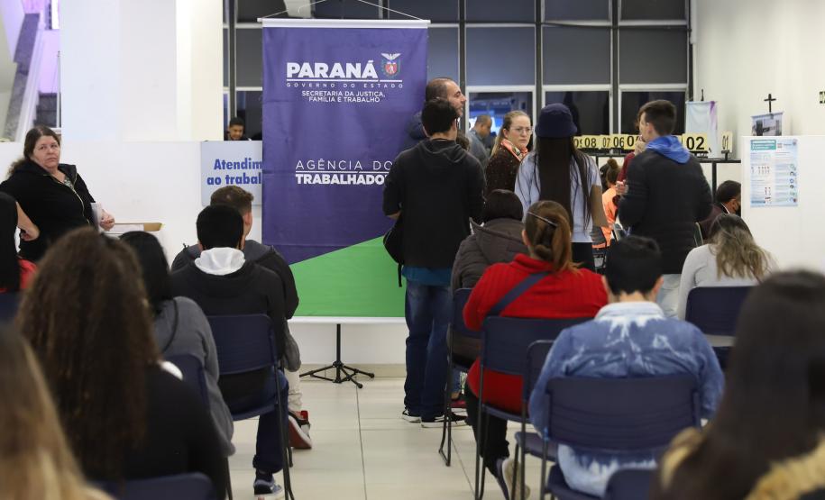 Agências do Trabalhador ofertam 15,3 mil vagas; confira as oportunidades na sua região