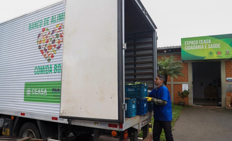Arrecadação de alimentos na Ceasa Curitiba supera expectativa e chega a 33 toneladas