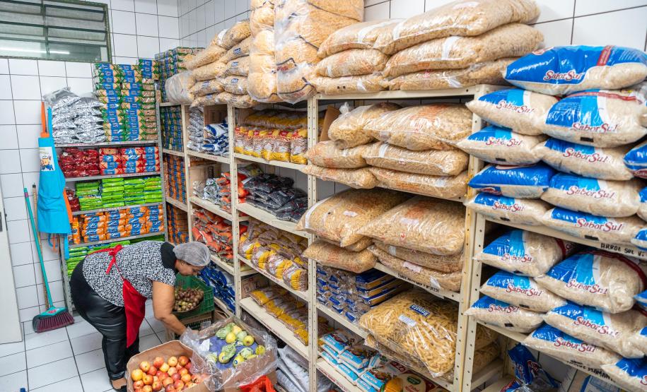 Merenda escolar: rede estadual serve três refeições por dia e produtos da agricultura familiar