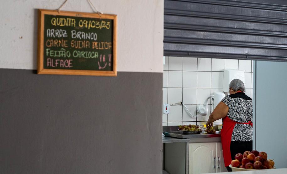 Merenda escolar: rede estadual serve três refeições por dia e produtos da agricultura familiar