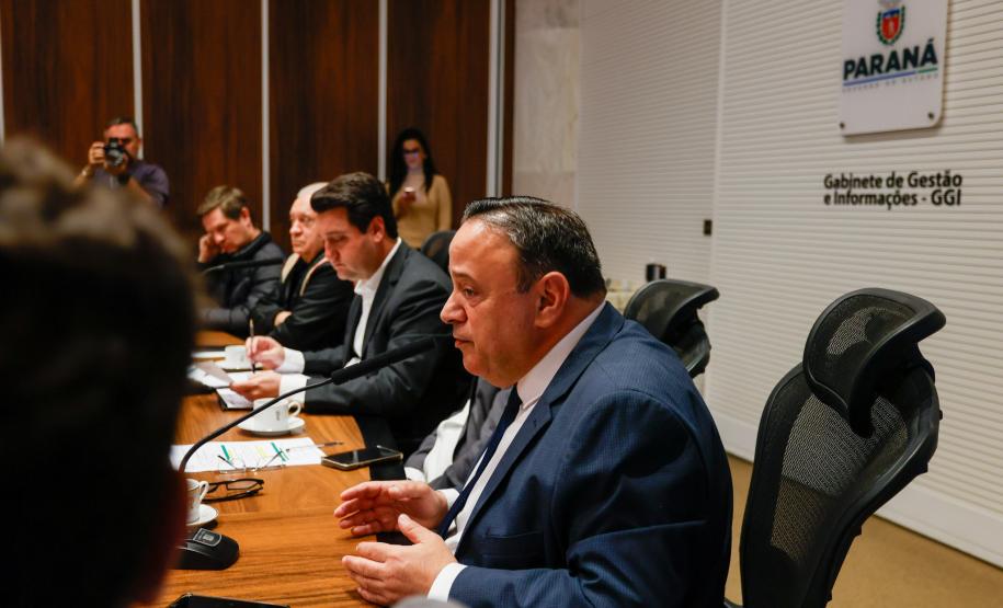 Governador anuncia R$ 30 milhões para recuperação de estradas rurais