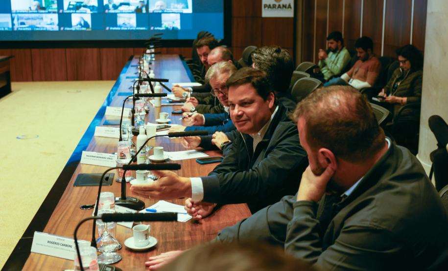 Governador anuncia R$ 30 milhões para recuperação de estradas rurais