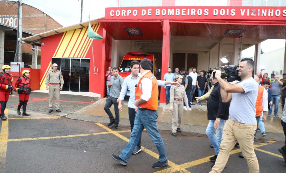 Governador acompanha atendimento à população de Dois Vizinhos e reforça apoio a municípios